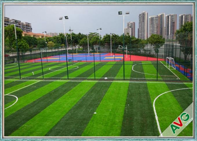 العشب الاصطناعي لملعب كرة القدم ذو الشعيرات الأحادية الماسية من خلال اختبار التآكل الأكثر شدة في ملعب كرة القدم 0