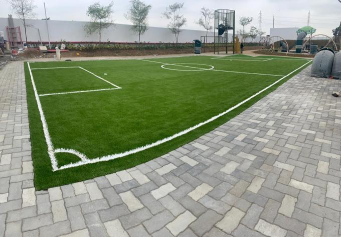 11000 Dtex 40mm ملعب كرة القدم العشب الاصطناعي اللون الأخضر 0
