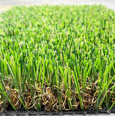 الصين مجعد PPE حديقة العشب الاصطناعي الحقل الأخضر PP القماش بالإضافة إلى شبكة معززة المزود