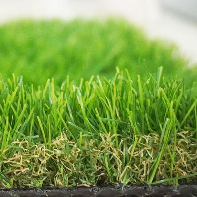 الصين مقاومة للتآكل المناظر الطبيعية الاصطناعية العشب العشب الجازون السجاد الأخضر وهمية لحفل الزفاف المزود