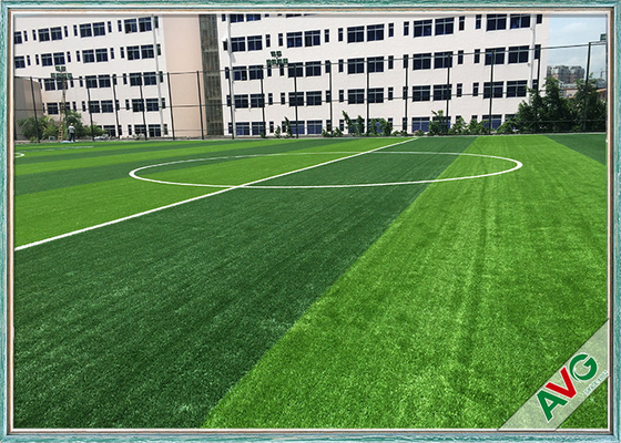 الصين الزيتون شكل كرة القدم ملعب كرة القدم العشب الاصطناعي المضادة للأشعة فوق البنفسجية 2/4 / 5m عرض لفة المزود