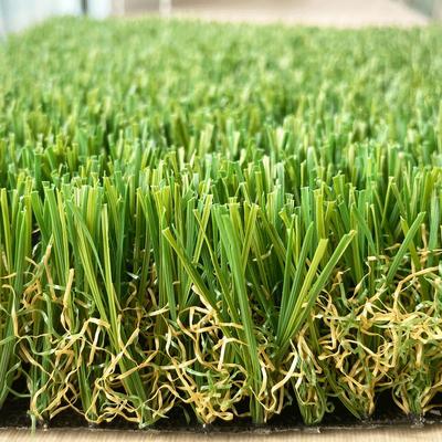 الصين صلابة جيدة 45 مم ارتفاع عشب العشب الاصطناعي لحديقة المناظر الطبيعية المزود