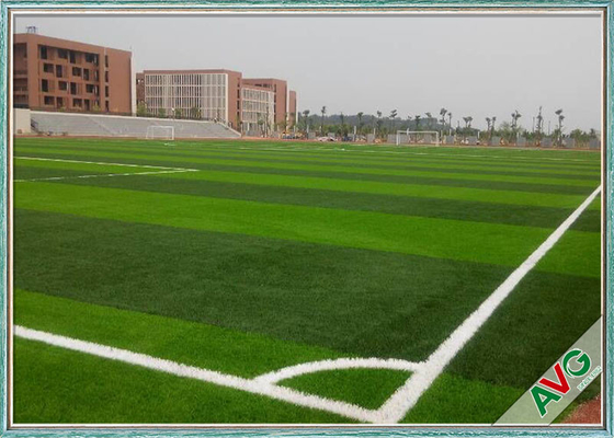 الصين العشب الاصطناعي لملعب كرة القدم عالي المقاومة للتآكل 100٪ صديق للبيئة المزود